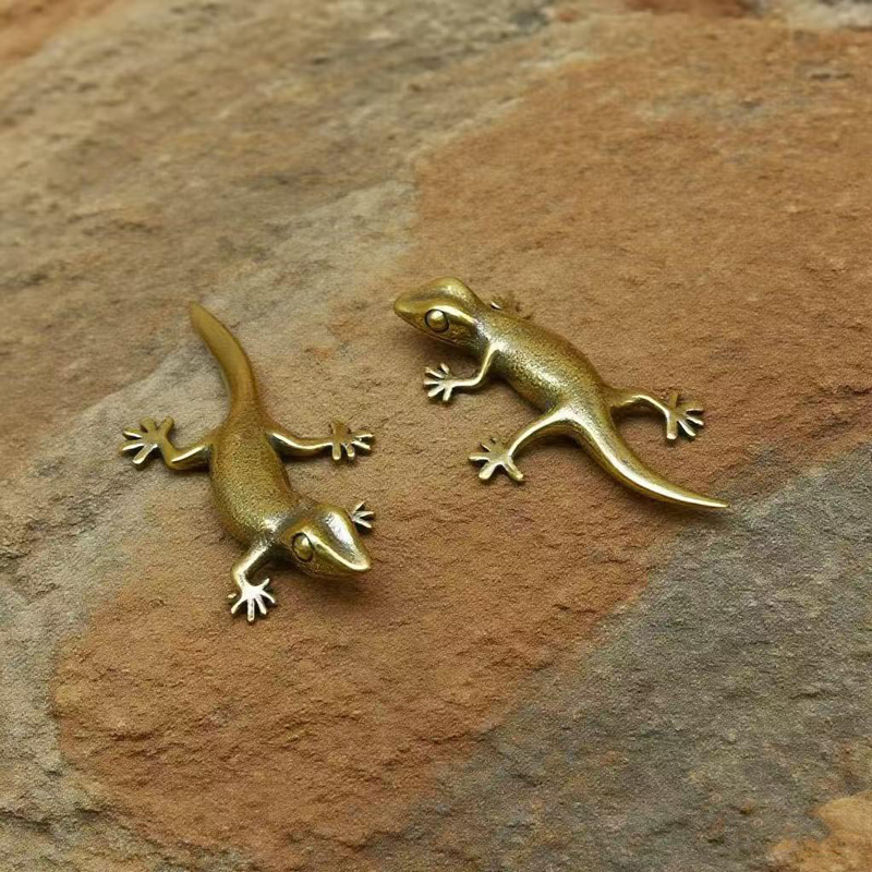 El yapımı Bronz Retro Gecko Ke - Office Tech Gadgets incelemesi ve fiyatı